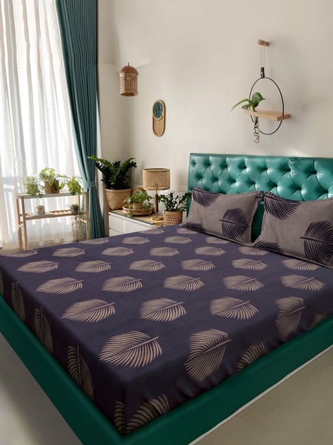 Klotthe Purple Cotton Blend Printed 300 TC King Flat Bedsheet with 2 Pillow Covers-picture-48