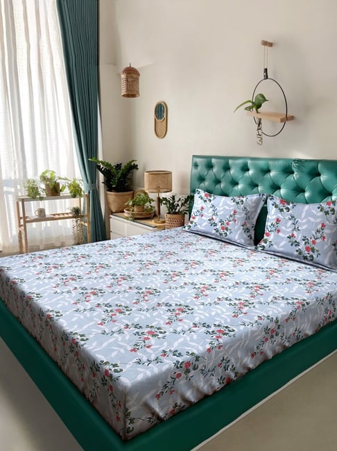 Klotthe Multicolor Cotton Blend Printed 300 TC King Flat Bedsheet with 2 Pillow Covers-picture-35