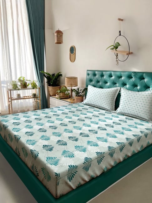 Klotthe Green Cotton Printed 400 TC King Flat Bedsheet with 2 Pillow Covers-picture-27