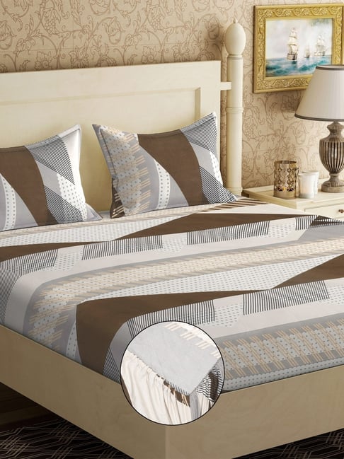 Klotthe Multicolor Cotton Blend Printed 300 TC King Fitted Bedsheet with 2 Pillow Covers-picture-25