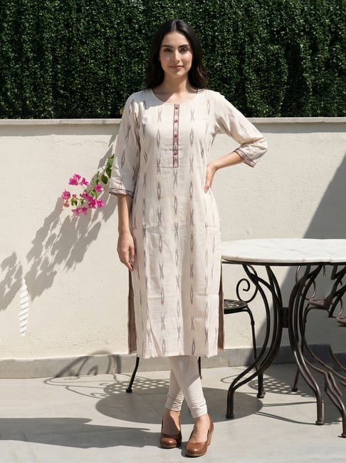 Aurelia Women's Off White Ikat Printed Cotton Blend Straight Kurta-picture-36