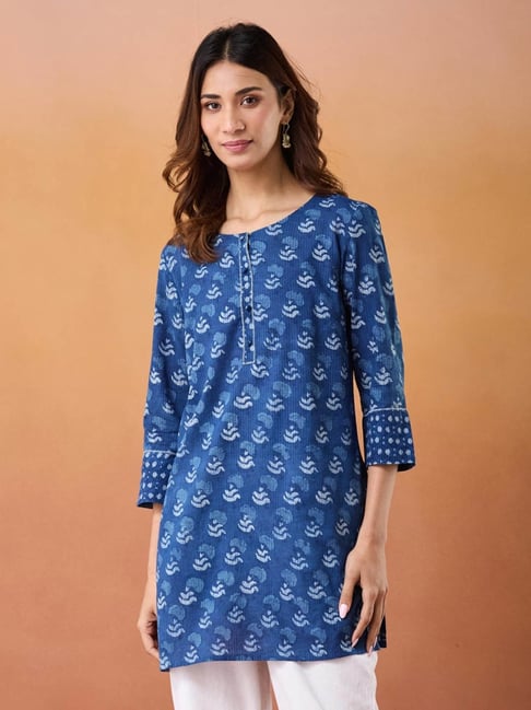 Fabindia Indigo Cotton Slim Fit Dabu Printed Short Kurta