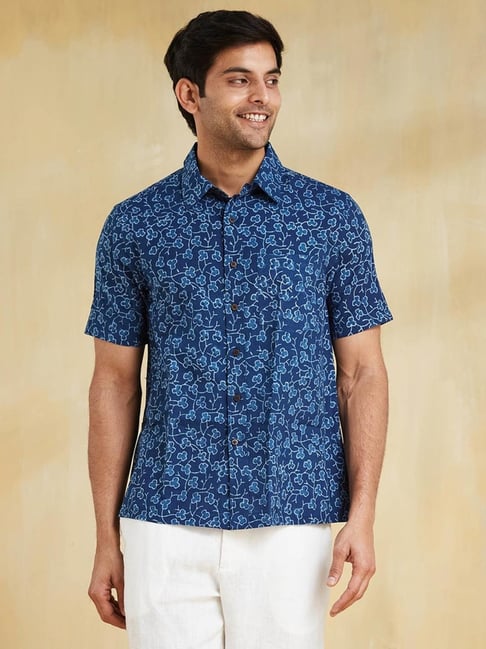 Fabindia Blue Cotton Straight Fit Printed Shirt-picture-19