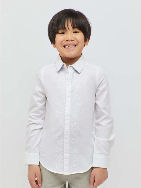 one friday kids white embroidery regular fit shirt
