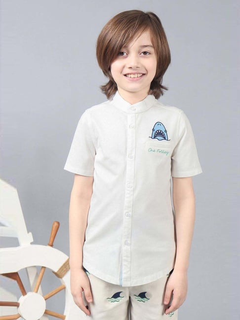 one friday kids white embroidery regular fit shirt