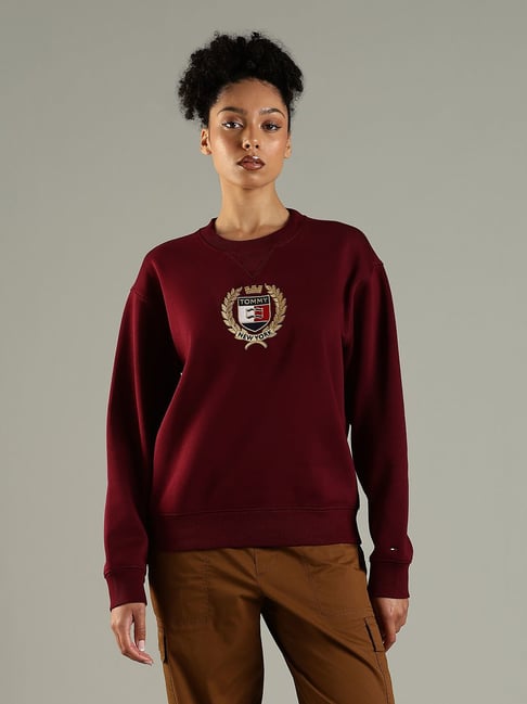 Tommy Hilfiger Maroon Cotton Regular Fit Logo Printed Sweatshirts-image-12