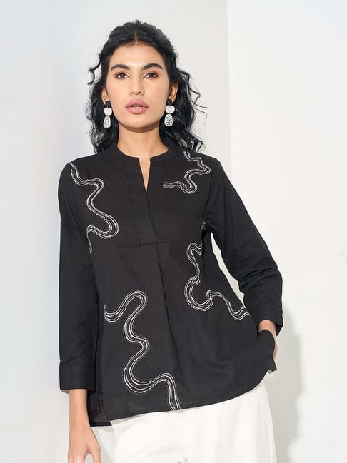 Akkriti By Pantaloons Jet Black Regular Fit Embroidered Tunic-picture-41