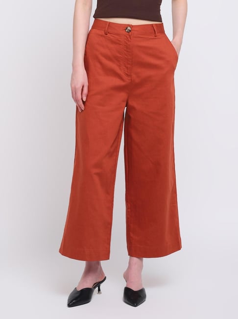 Cover Story Red Linen Solid Relaxed Fit Trousers-picture-33