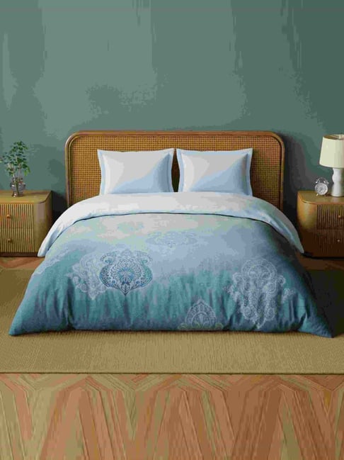 Spaces Cotton Blue Solid 180 TC Double Size Quilts & Comforters