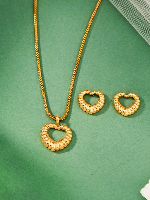 litestyle by png P.N.Gadgil Jewellers 18K Heartlume Romance Gold Pendant Set for Kids-picture-21