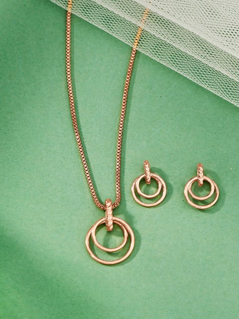 P.N.Gadgil Jewellers 18K Orbit Embrace Gold Pendant Set for Kids-image-25