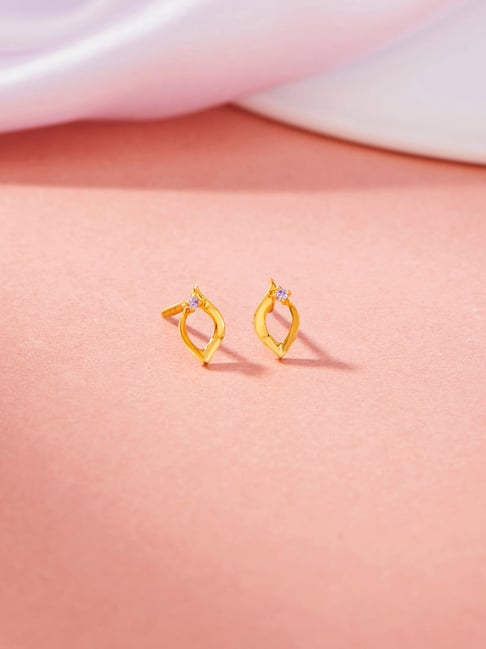 litestyle by png P.N.Gadgil Jewellers 18K Flora Glint Stud Gold Earring for Kids-picture-10