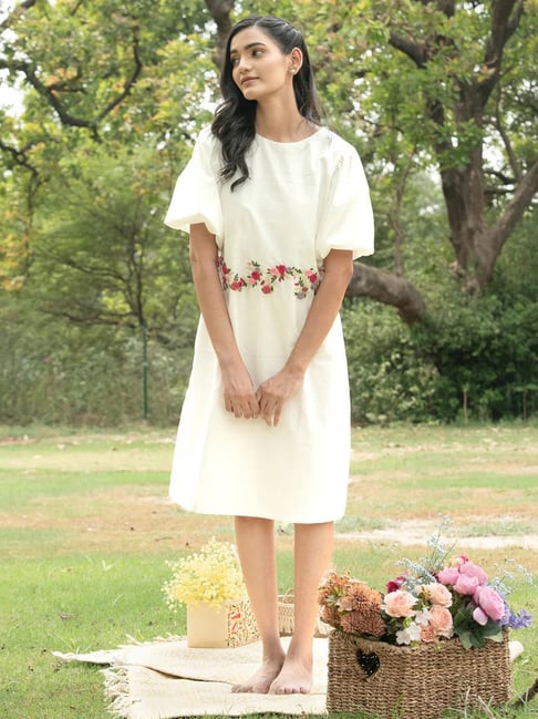 Buy MAI¿India White Cotton Relaxed Fit Hand Embroidery Dress for