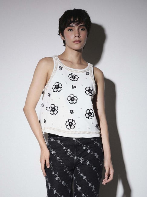 Only White Regular Fit Embellished Top-picture-29