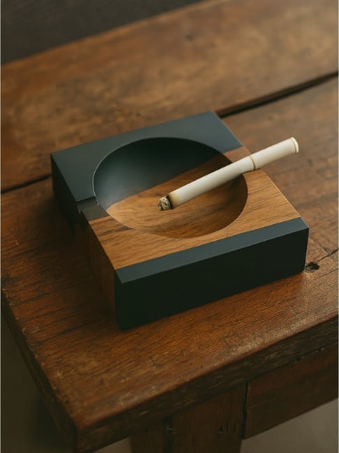 Wewood Black Epoxy Resin & Wood Elegant Ashtray