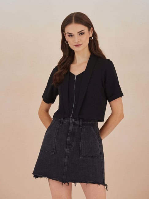 Latin Quarters Black Regular Fit Top-picture-25