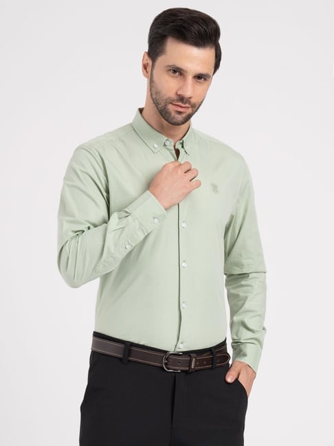 Red Tape Pastel Green Cotton Solid Relaxed Fit Shirt