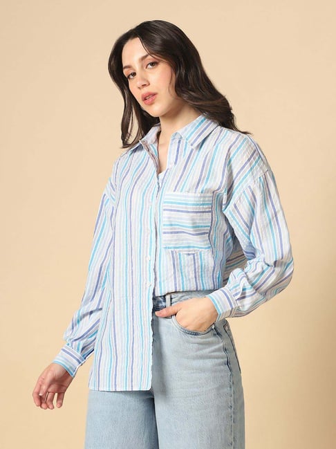 Globus Women Blue Collared Neck Cuffed Sleeves Multi Stripe Patch Pocket Curved Hem Oversized Shirt-picture-17