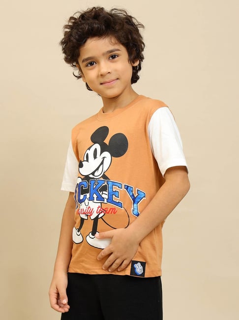 Kidsville Boys Brown Mickey Friends Printed Regular Fit T-Shirt