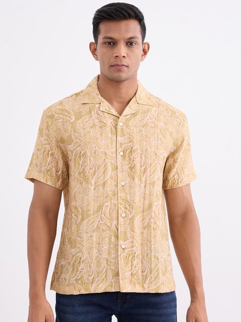 Spykar Sunset Yellow Regular Fit Floral Print Shirt-picture-39