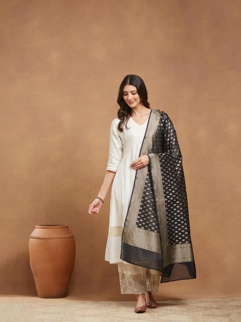 Fabindia Black Cotton Silk Woven Design Dupatta-picture-22
