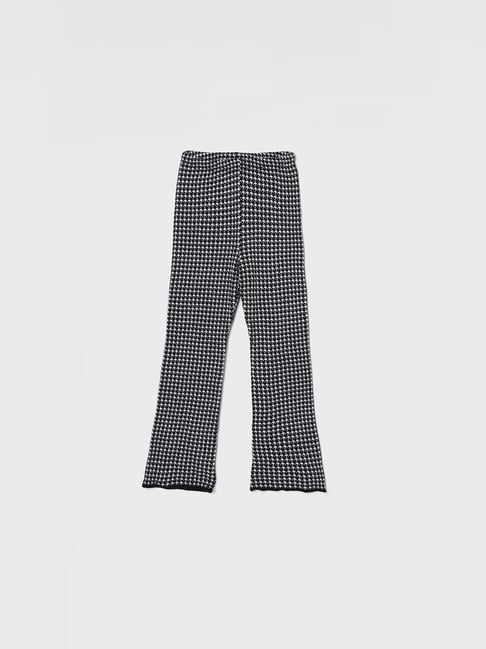 Fame Forever by Lifestyle Girls Black Printed Trousers-picture-39
