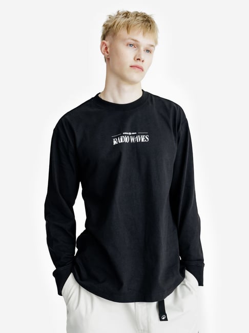 Decathlon Black Regular Fit Printed Sports T-Shirt