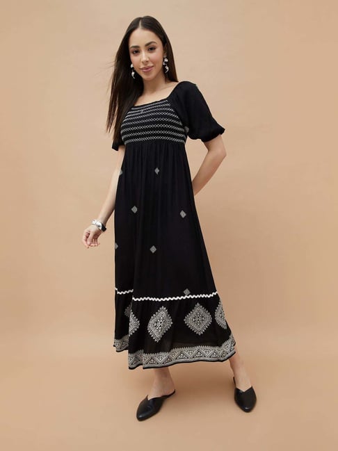 Fame Forever By Lifestyle Black Regular Fit Printed Dress-picture-22