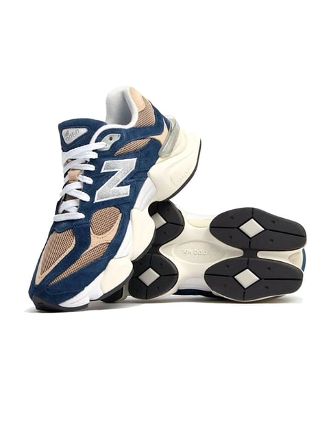 New Balance Men's Navy Sneakers