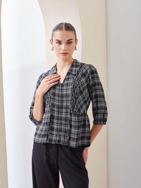 Latin Quarters Black Rayon/Viscose Regular Fit Checked Top