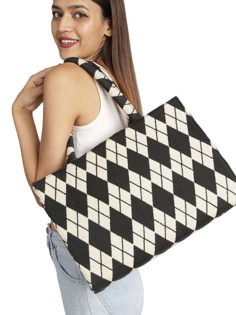 MINI WESST White Checked Handbag-picture-34