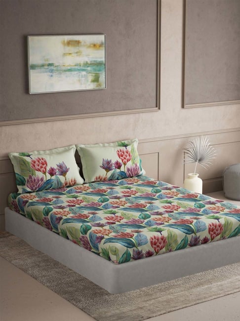 DDecor Red Cotton 145TC Floral Print Bedsheet with 2 Pillow Cover