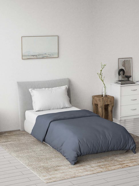 DDecor Blue Cotton Reversible Quilt