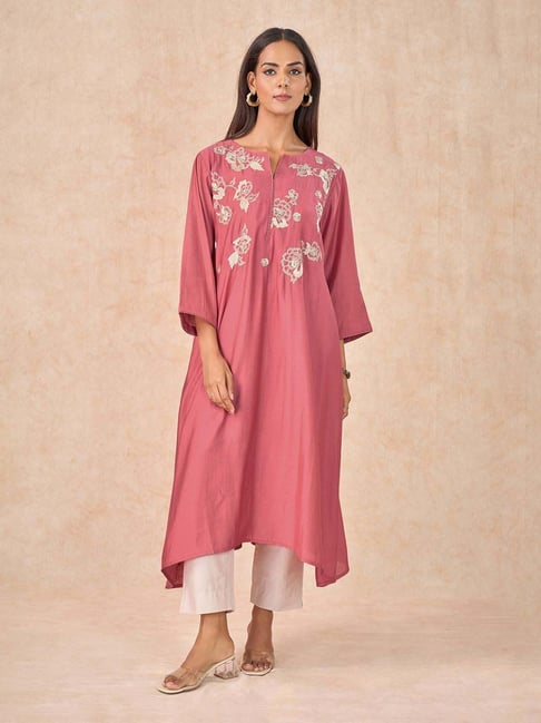 Marigold Lane Pink Regular Fit Embroidered Kurta-picture-13