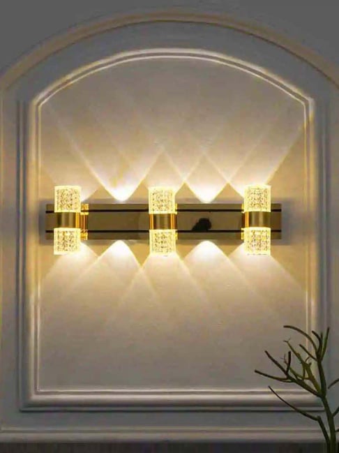 Kapoor Lamp Shades Jayso Glass & Metal Led Wall Light