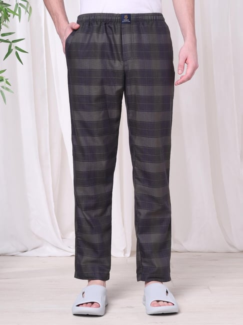 Urban Scottish Olive Cotton Regular Fit Checked Pyjamas