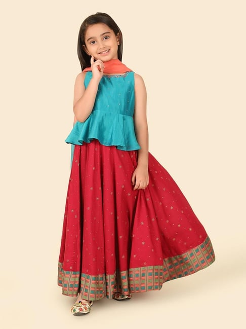 Fabindia Girls Magenta Printed Lehenga Set-image-47