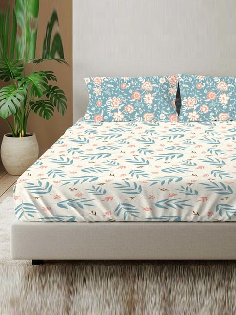 Urban Space Peach Pink Printed King Bed Sheets Sets With Pillow Covers