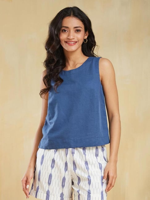 Fabindia Indigo Regular Fit Solid Top-picture-16