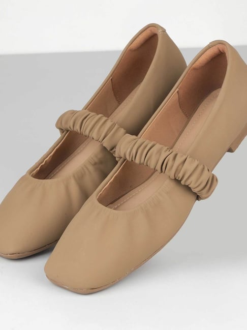 Mochi Women's Beige Mary Jane Shoes-picture-45