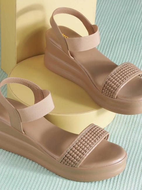 Mochi Women's Brown Sling Back Sandals-picture-46