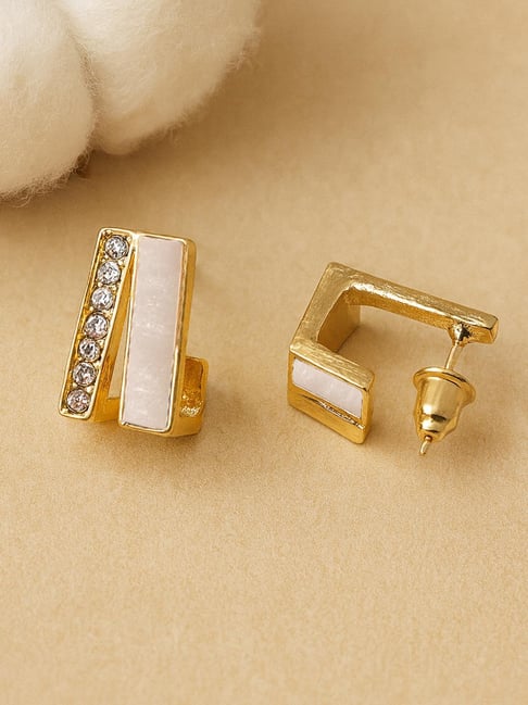 Karatcart Gold-Tone Plated White Earrings for Women-picture-44