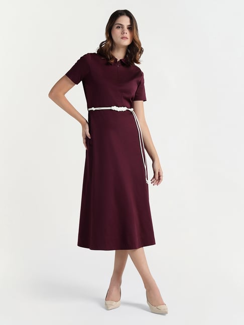 Elle Women Maroon Solid Collar Dress