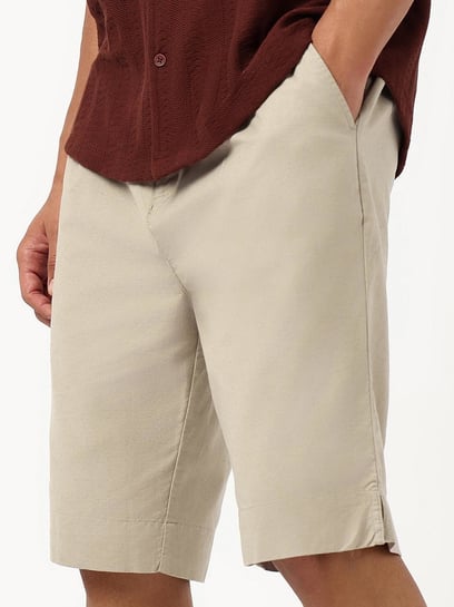 Bewakoof Men's Khaki Brown Oversized Cotton Linen Shorts