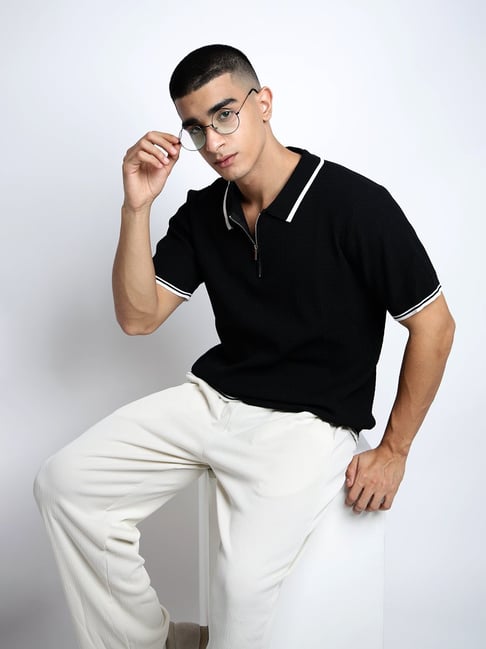 SHOWOFFFF Black Cotton Solid Regular Fit T-Shirt-picture-41