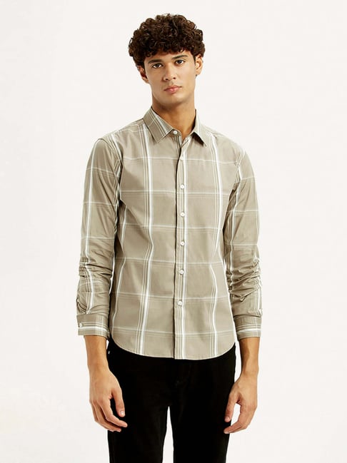 Levi's Men's Checkered Beige Slim Fit Shirt-picture-37