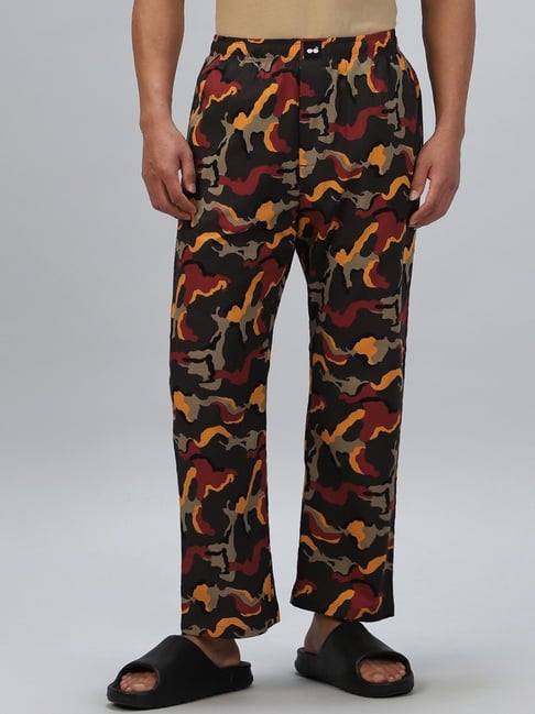 Bewakoof Men's Multicolor All Over Printed Pyjamas-picture-36