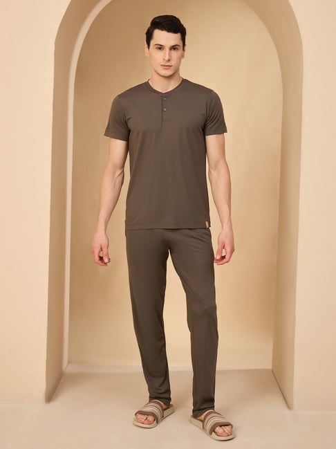 Sweet Dreams Brown Regular Fit Nightwear Set-picture-29