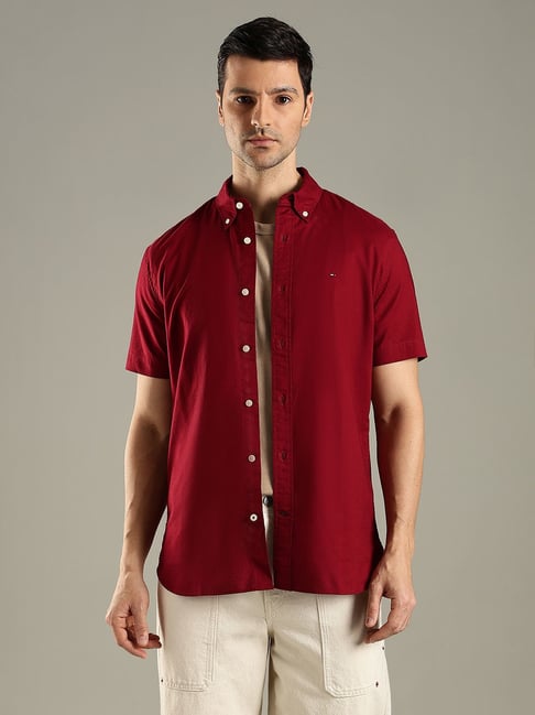 Tommy Hilfiger Maroon Cotton Regular Fit Shirt-image-26