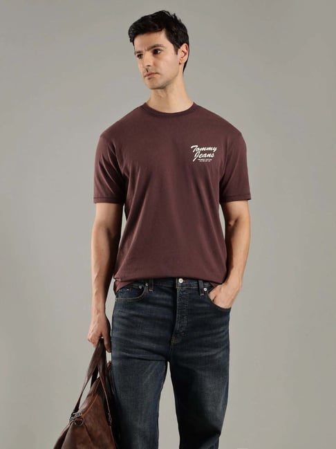 Tommy Hilfiger Brown Cotton Comfort Fit Logo Printed T-Shirt-picture-45